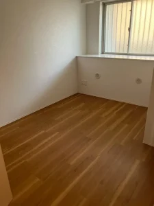 フロア