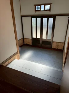玄関After